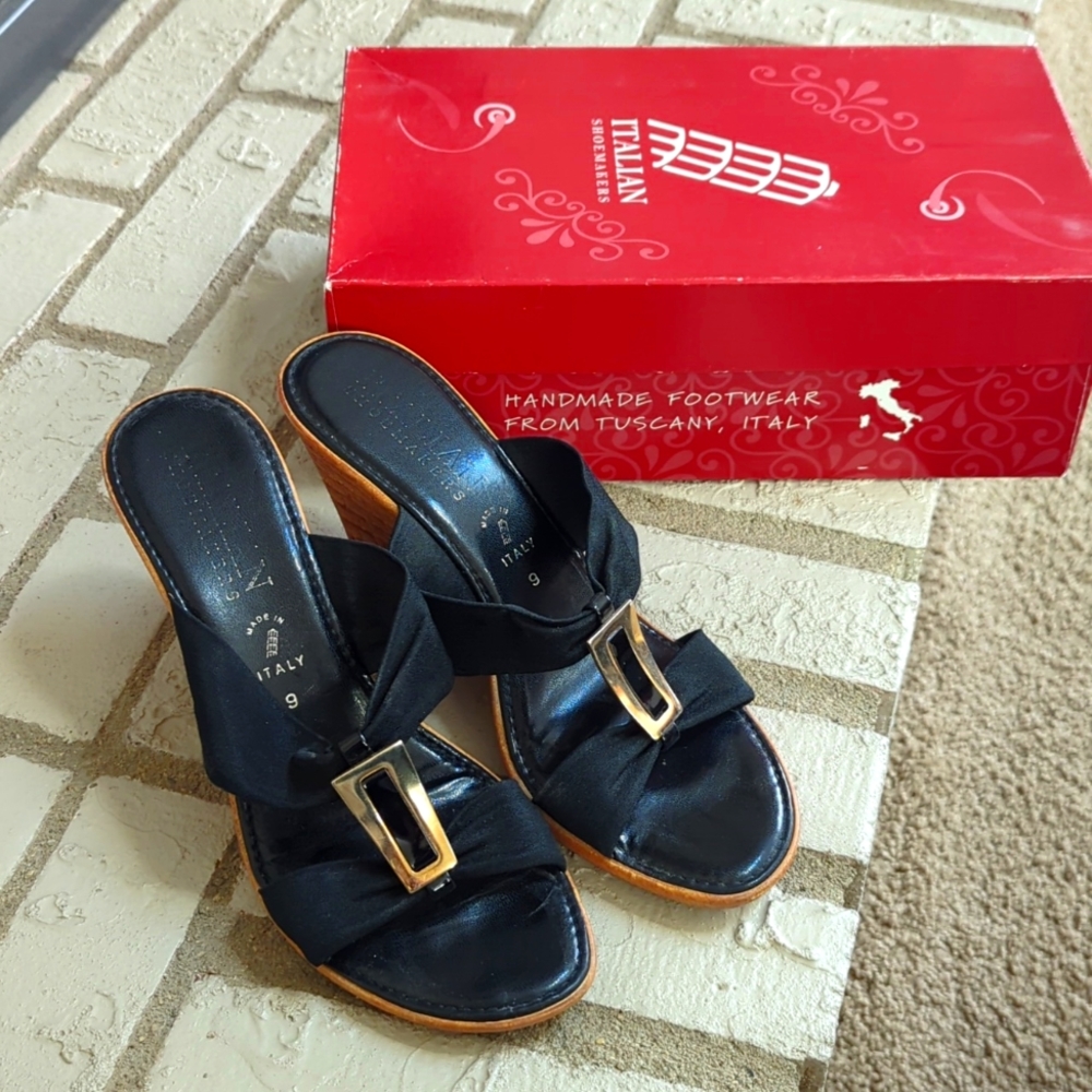 Italian Shoemakers Black Sandals